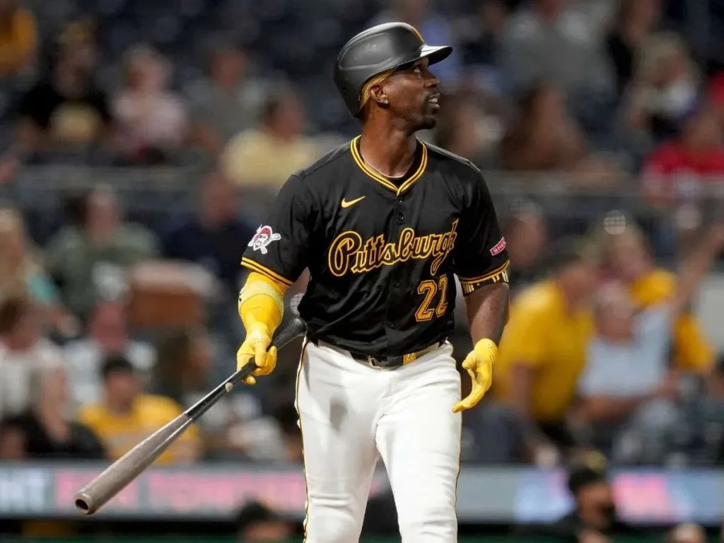 Andrew McCutchen renueva con los Piratas